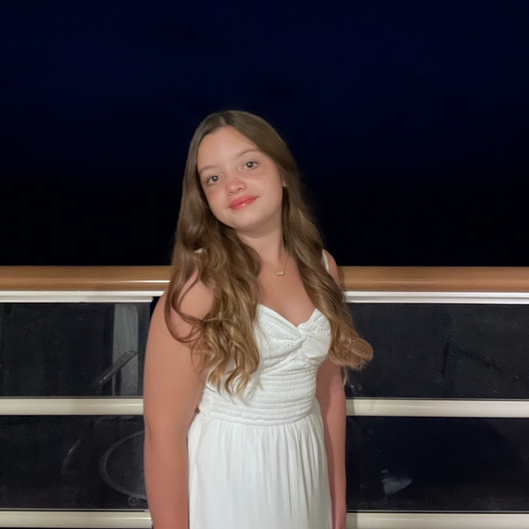 Meet your Posher, Abby - Picture 1 of 1